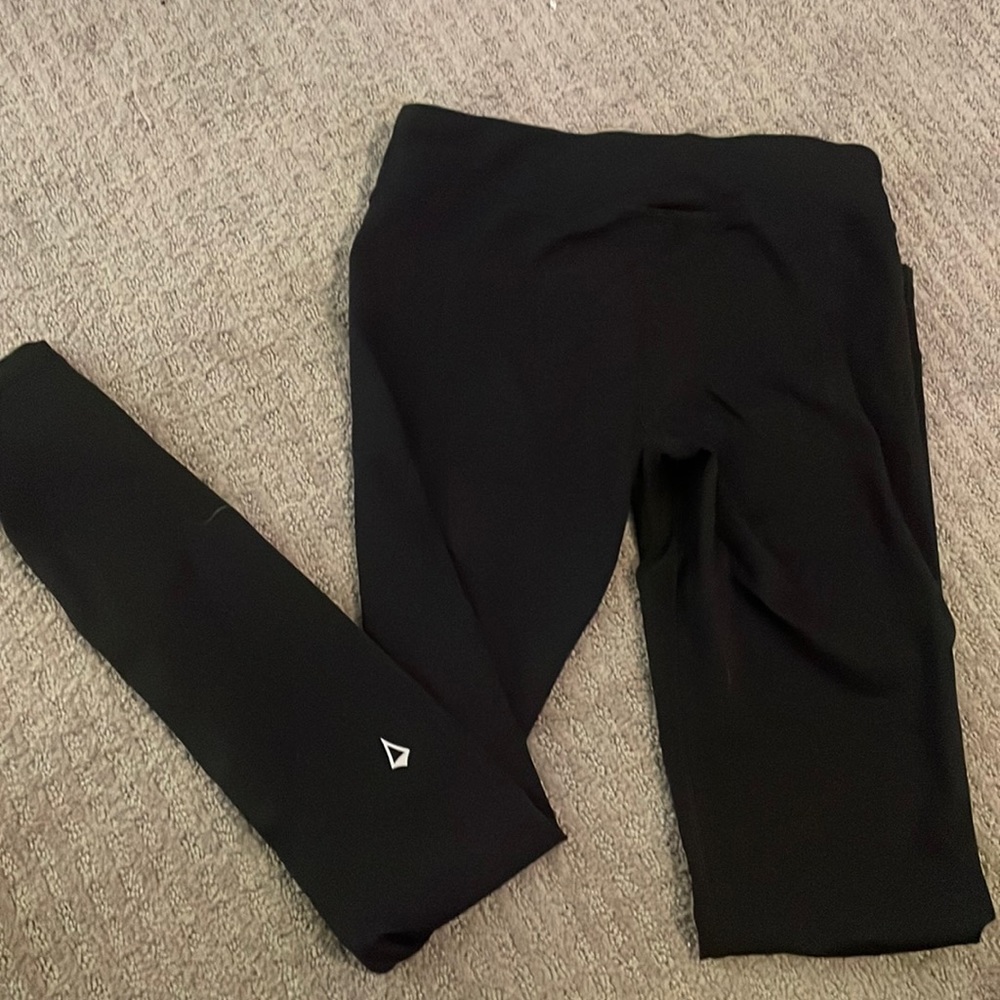 black ivviva leggings